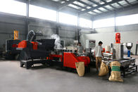 China Grânulo do preto de carbono que fazem a máquina o granulador preto do PE dos PP do masterbatch empresa