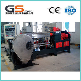 China Máquina para o material de ligamento transversal do cabo do PE, máquina da extrusora do filme plástico da extrusora do PVC  fábrica