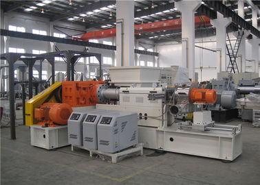 China Máquina de borracha da extrusora do único parafuso com o controlador de temperatura 220V/380V do molde fábrica